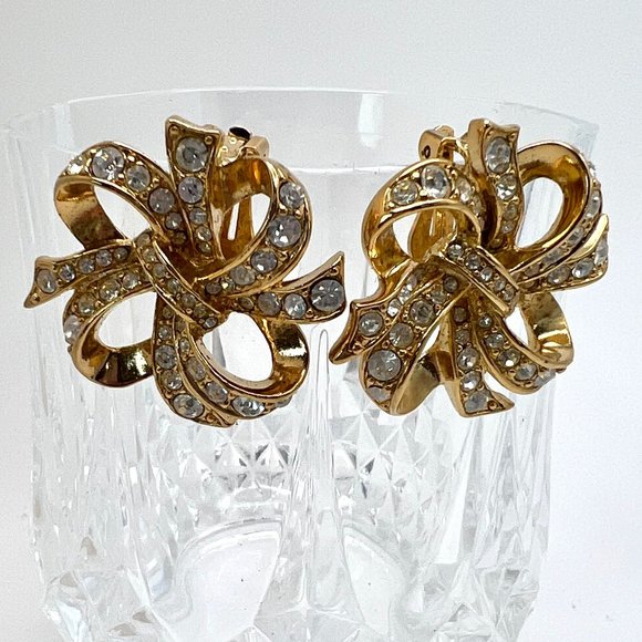 KJL for Avon Kenneth Jay Lane Lustrous Bow CLIP Earrings - Picture 1 of 5